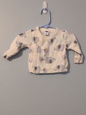 Old Navy Cream Baby Long-Sleeve Top with Gray Elephant Print and Yellow Birds